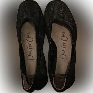 Tom’s Black Alessandra Ballet Flats